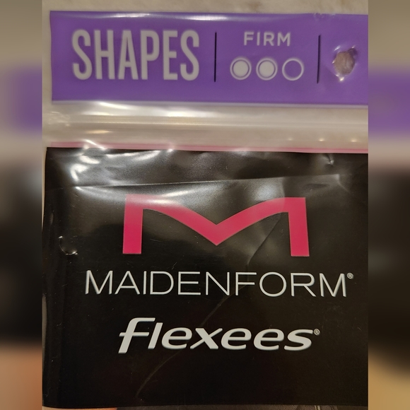 Maidenform Flexees Shaper Brief Black Lace Firm Cool Comfort Size Small New - Picture 7 of 12